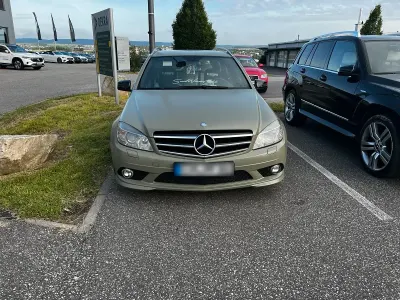 Gebraucht Mercedes C250 204 PS (150 kW) 2010 Schwarz Kombi