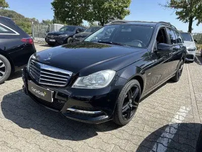 Gebraucht Mercedes C180 156 PS (114 kW) 2011 Schwarz Kombi