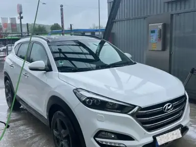 Gebraucht Hyundai Tucson Premium 177 PS (130 kW) 2018 Weiß SUV