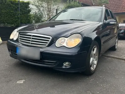 Gebraucht Mercedes 220 150 PS (110 kW) 2007 Blau Kombi
