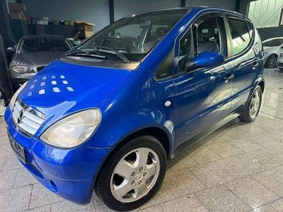 Schwarz Gebraucht 2000 Mercedes A140 Van / Kleinbus | 1.950 € (Guter Preis)
