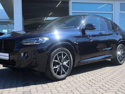 Gebraucht BMW X4 M Sport 190 PS (139 kW) 2023 M carbonschwarz SUV
