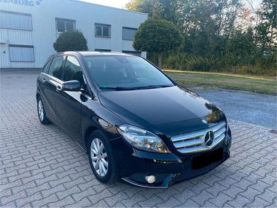 Mercedes B180