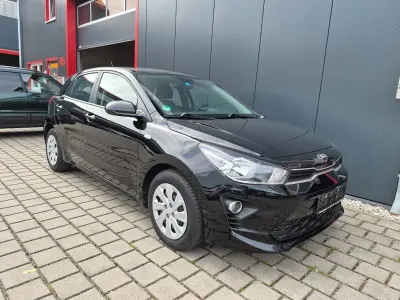 Gebraucht Kia Rio Edition 7 84 PS (61 kW) 2021 Schwarz Limousine