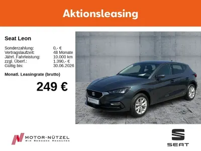 Neu Seat Leon 150 PS (110 kW) 2026 Grau Limousine