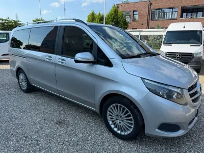 Używany Mercedes V220 Avantgarde Edition 163 KM (119 kW) 2014 Szary Minivan