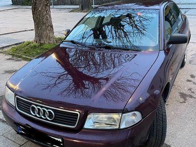 gebraucht Audi A4 1.6 Benzin