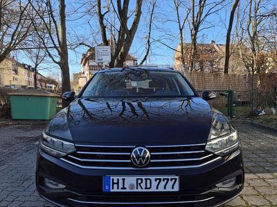 Gebraucht VW Passat Business 150 PS (110 kW) 2021 Schwarz Kombi