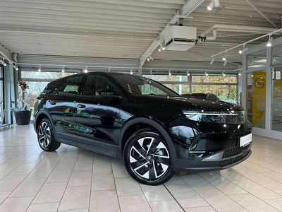 Second-hand Opel Grandland X Edition 145 CP (106 kW) 2025 Negru SUV