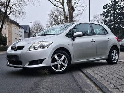 Silber Gebraucht 2009 Toyota Auris Sol Limousine | 3.000 € (Guter Preis)