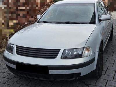 Gebraucht VW Passat 150 PS (110 kW) 1999 Limousine