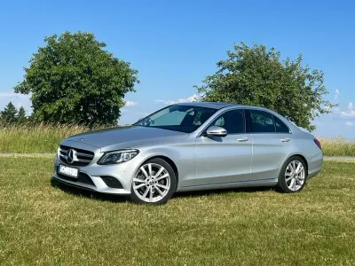 Gebraucht Mercedes C220 194 PS (142 kW) 2019 Silber Limousine