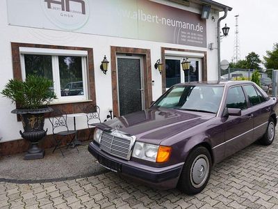 Gebraucht Mercedes E230 132 PS (97 kW) 1992 Braun Limousine