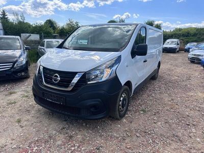 Nissan NV300