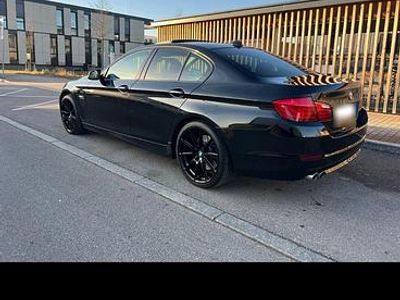 Gebraucht BMW 525 Shadowline 204 PS (150 kW) 2010 Schwarz Limousine