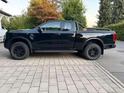 Gebraucht Ford Ranger Tremor 205 PS (150 kW) 2024 Schwarz Pickup