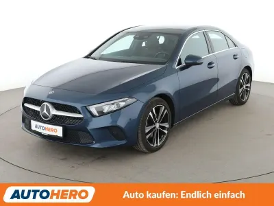 Gebraucht Mercedes A200 AMG Edition 1 163 PS (119 kW) 2020 Blau Limousine