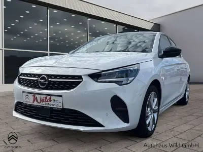 Gebraucht Opel Corsa Elegance 101 PS (74 kW) 2023 Jade weiss/arktis weiss Kleinwagen