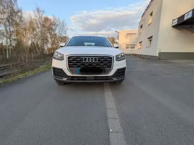 Gebraucht Audi Q2 116 PS (85 kW) 2018 Weiß SUV