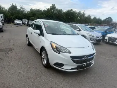 Gebraucht Opel Corsa Selection 69 PS (50 kW) 2015 Weiß Kleinwagen