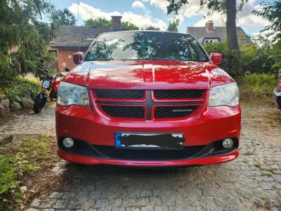 Gebraucht Dodge Grand Caravan 287 PS (211 kW) 2012 Rot Van / Kleinbus