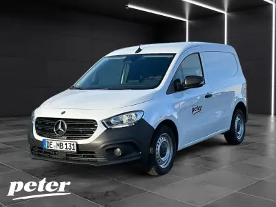 Gebraucht Mercedes Citan 112 116 PS (85 kW) 2023 Arktikweiß Van / Kleinbus