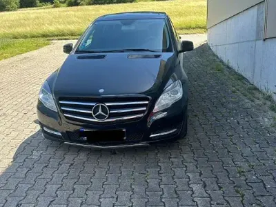 Gebraucht Mercedes R350 265 PS (194 kW) 2012 Schwarz Kombi