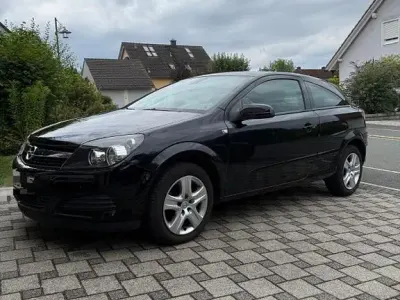 Gebraucht Opel Astra GTC 140 PS (102 kW) 2008 Schwarz Coupé