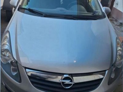 Gebraucht Opel Corsa Selection 87 PS (63 kW) 2011 Silber Kleinwagen