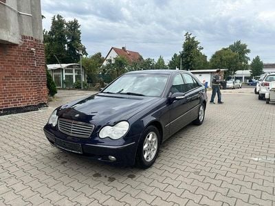 Mercedes C200