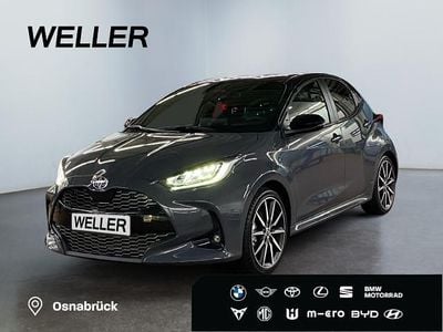 Grau Neu 2025 Toyota Yaris Hybrid Sport Kleinwagen | 27.525 € (Guter Preis)