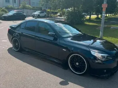 Gebraucht BMW 530 M Sport 231 PS (169 kW) 2004 Blau Limousine