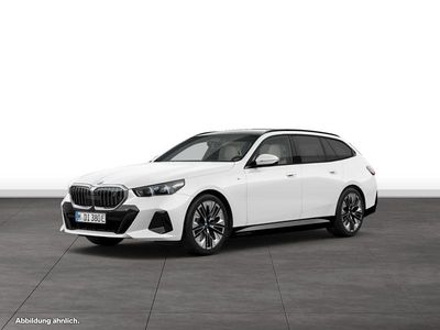 Gebraucht BMW i5 M Sport 250 kW (340 PS) 2025 Weiß Kombi