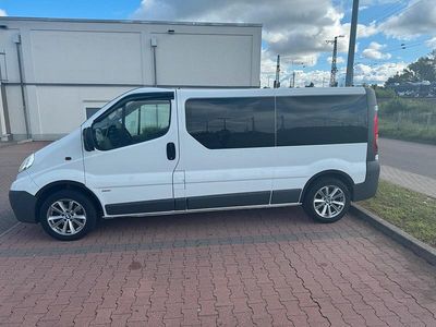 Gebraucht Opel Vivaro 115 PS (84 kW) 2013 Weiß Van / Kleinbus