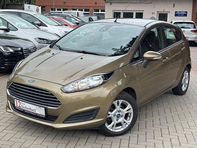 Gebraucht Ford Fiesta Champions Edition 80 PS (58 kW) 2013 Braun Limousine