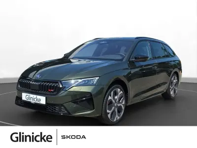 Neu Skoda Octavia RS 265 PS (194 kW) 2026 Khakigrün metallic Kombi