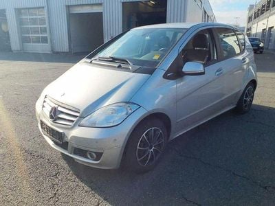 Gebraucht Mercedes A180 109 PS (80 kW) 2009 Silber Kleinwagen