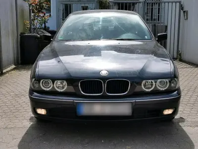 Second-hand BMW 520 150 CP (110 kW) 1997 Negru Berlinǎ