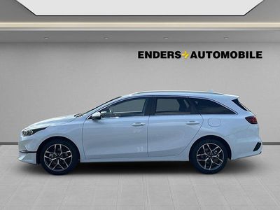Neu Kia Ceed Sportswagon Vision 140 PS (102 kW) 2025 Weiss Kombi