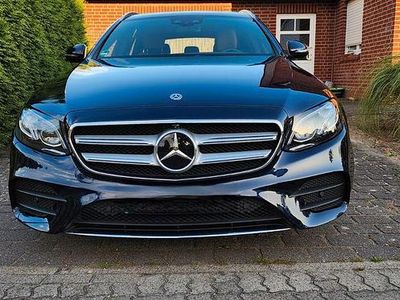 Blau Gebraucht 2019 Mercedes E400 AMG line Kombi | 35.299 € (Fairer Preis)