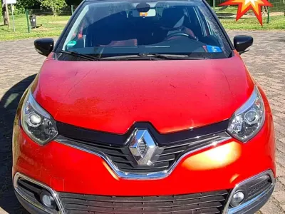 Usata Renault Captur 120 CV (88 kW) 2015 Rosso SUV