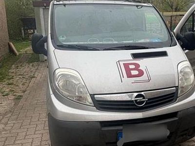 Gebraucht Opel Vivaro 90 PS (66 kW) 2009 Van / Kleinbus
