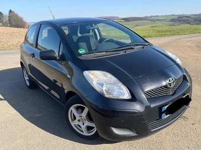 Gebraucht Toyota Yaris 101 PS (74 kW) 2009 Schwarz Kleinwagen