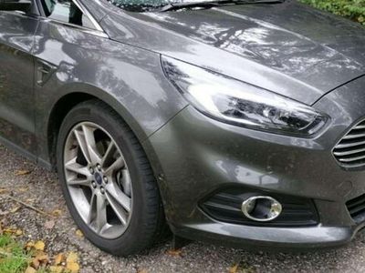 Gebraucht 2017 Ford S-MAX Titanium Van / Kleinbus | 12.450 € (Guter Preis)