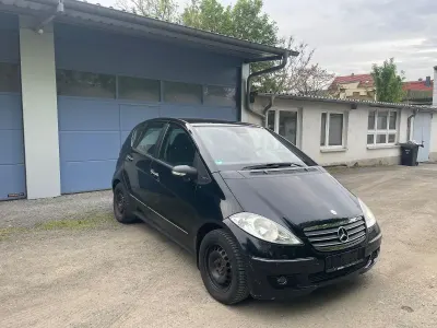 Gebraucht Mercedes A170 Classic 116 PS (85 kW) 2005 Schwarz Kleinwagen
