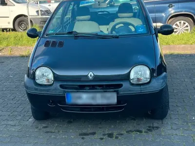 Używany Renault Twingo 58 KM (42 kW) 2003 Czarny Hatchback