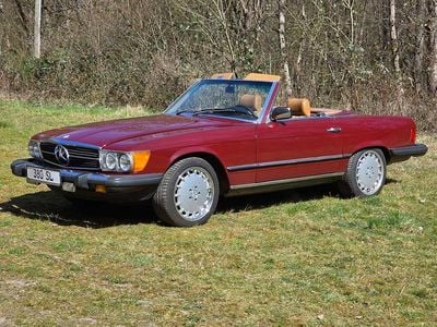 Usata Mercedes SL380 155 CV (114 kW) 1983 Rosso Cabrio