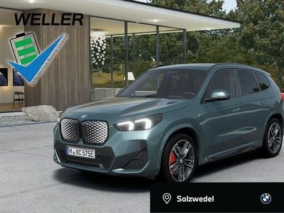 Gebraucht BMW iX1 M Sport 230 kW (313 PS) 2025 Cape york grün (grün) SUV