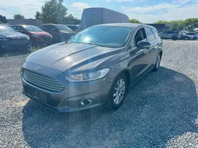 Gebraucht Ford Mondeo Titanium 150 PS (110 kW) 2016 Grau Limousine