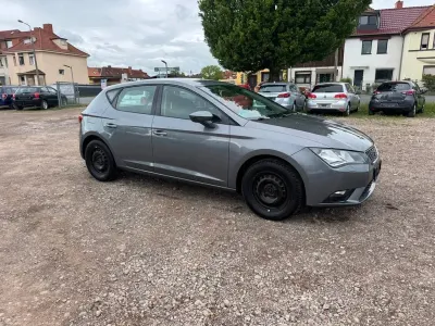 Gebraucht Seat Leon Style 105 PS (77 kW) 2013 Grau Limousine